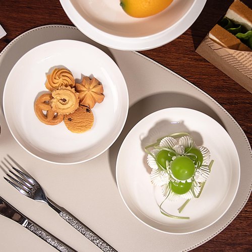 Anveena 8 Inch Porcelain Dinner Plates Set, White Salad Serving Plates, Set of 6 - Microwave, Oven, Dishwasher Safe, Scratch-Resistant
