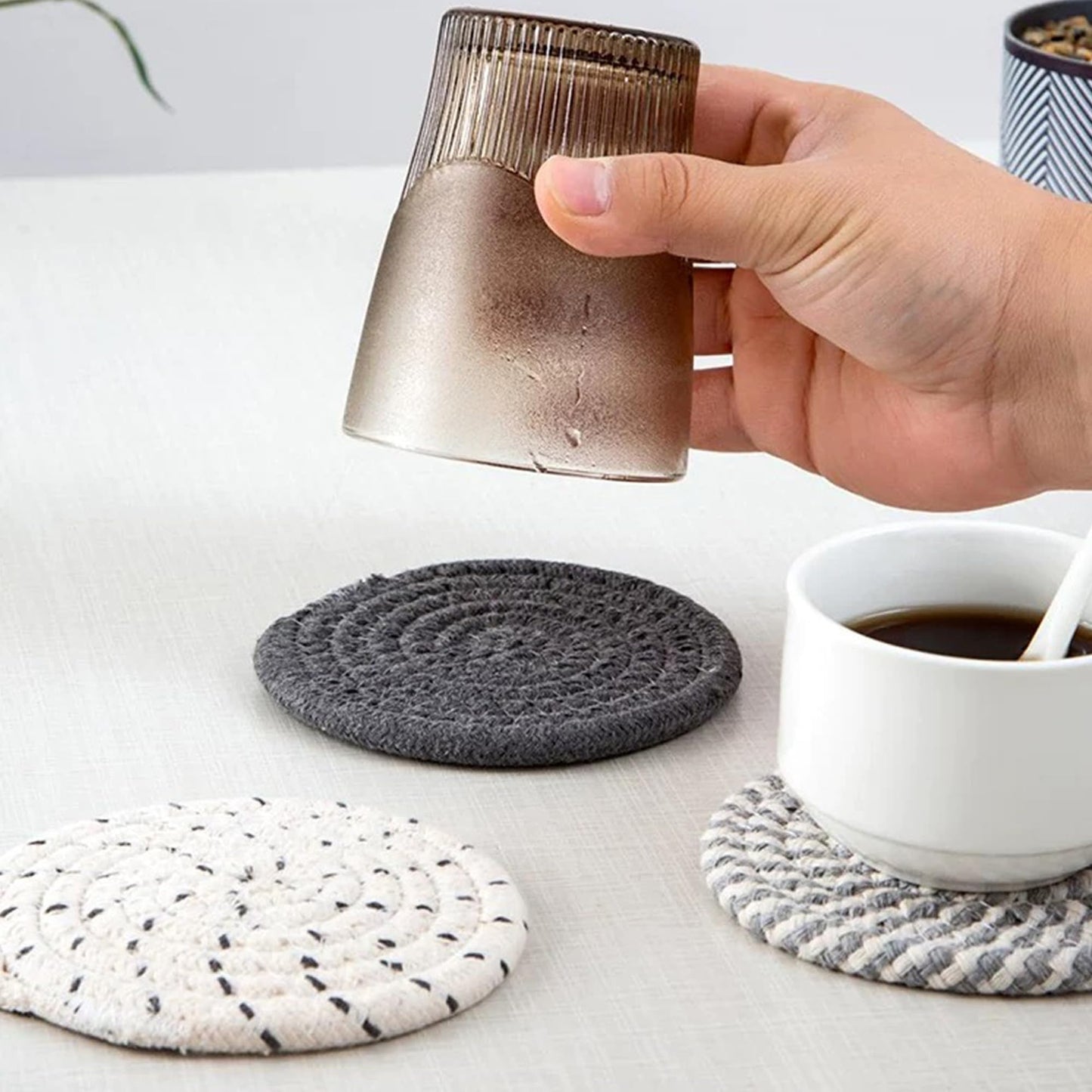 Windran Woven Coasters Set of 8, Absorbent Drink Coasters with Holder, Boho Cotton Coffee Cup Coaster for Table, Desk, Coffee Bar, Housewarming Gift (8 Colors,4.17 Inch)