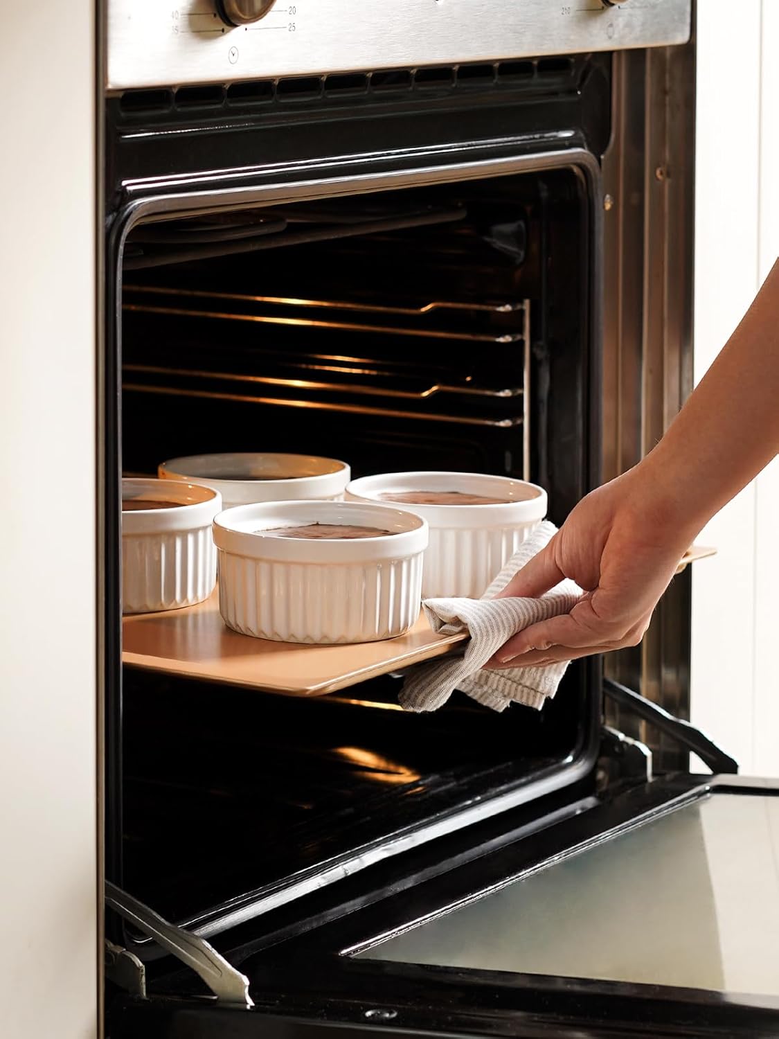 LE TAUCI Ramekins - 8 OZ Oven Safe Ceramic Custard Cups Set of 6 | White Souffle & Dipping Dishes