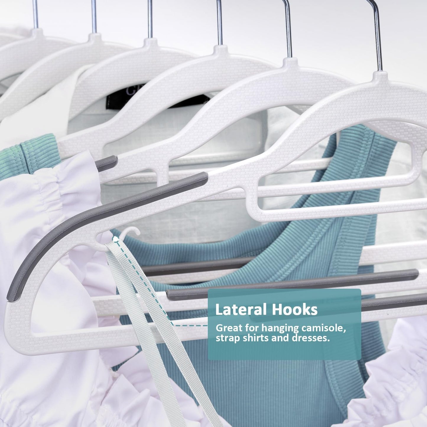 Skiennix 30-Pack Plastic Clothes Hangers - Space-Saving, Non-Slip, 360° Swivel Hook, Slim Design in White & Dark Gray
