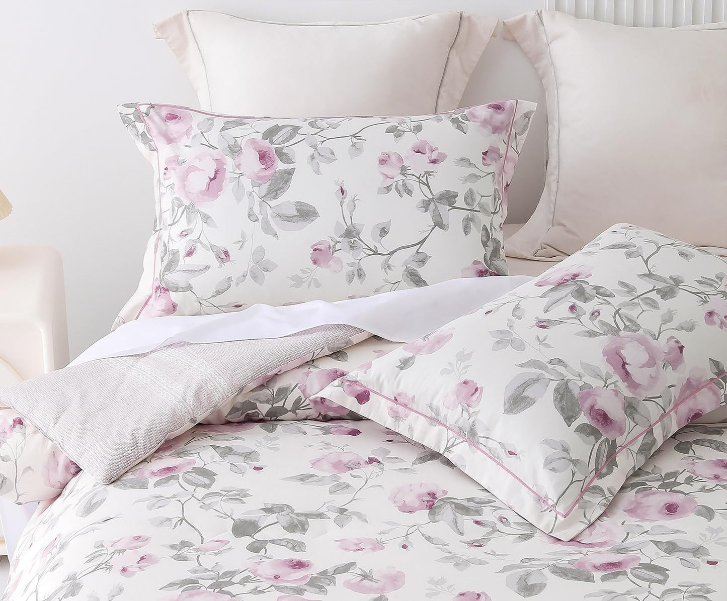 SLEEPBELLA Comforter Twin Size, 600 Thread Count Cotton White Print with Purple Flowers Reversible Comforter Sets, Down Alternative Bedding Set 2Pcs(Twin, Purple Floral)