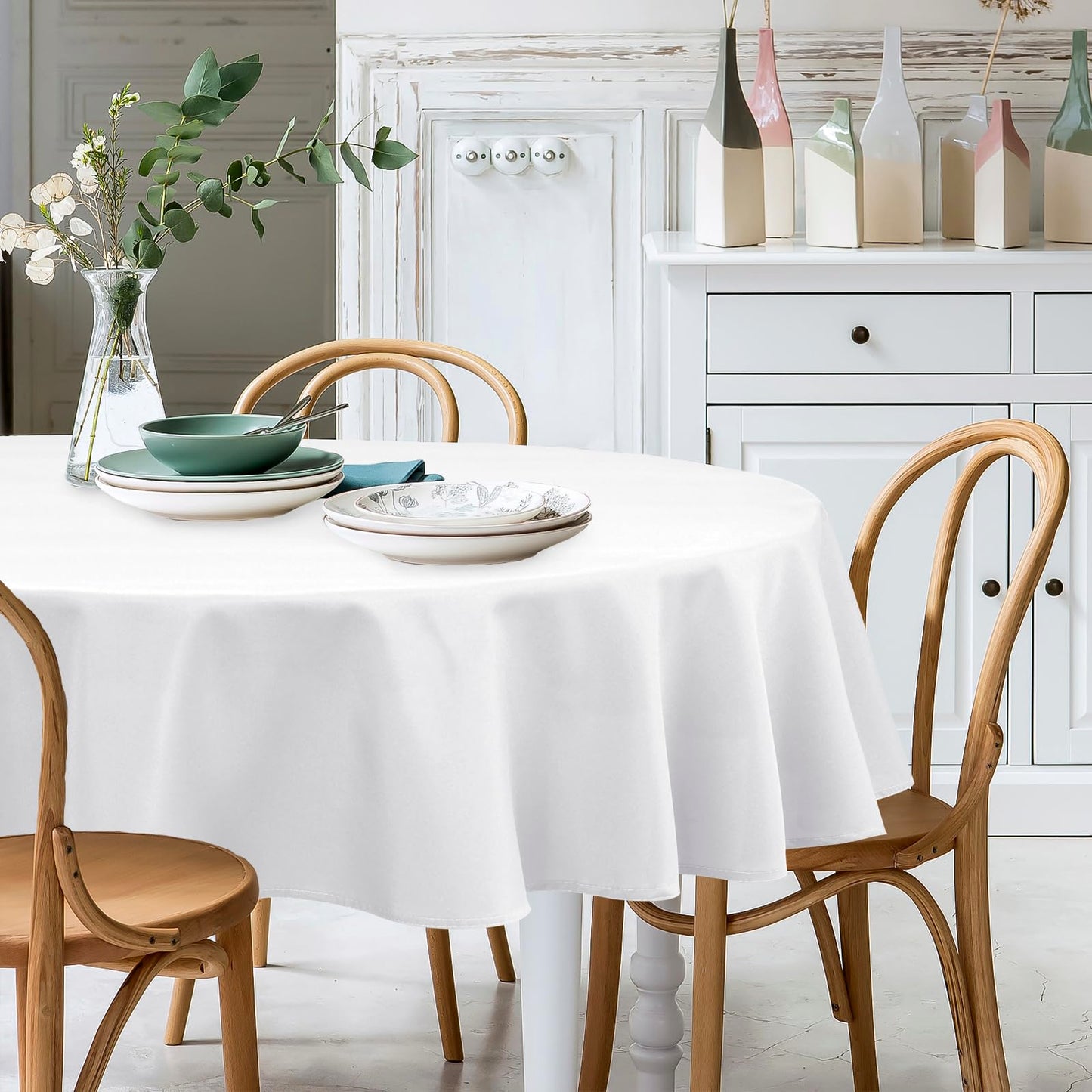XWZO White Round Tablecloth 60 Inch Polyester Folding Table Cloth, Small Round Table Cover Waterproof Wipe Clean Spillproof for Kitchen Dining Wedding Outdoor Picnic Buffet Party