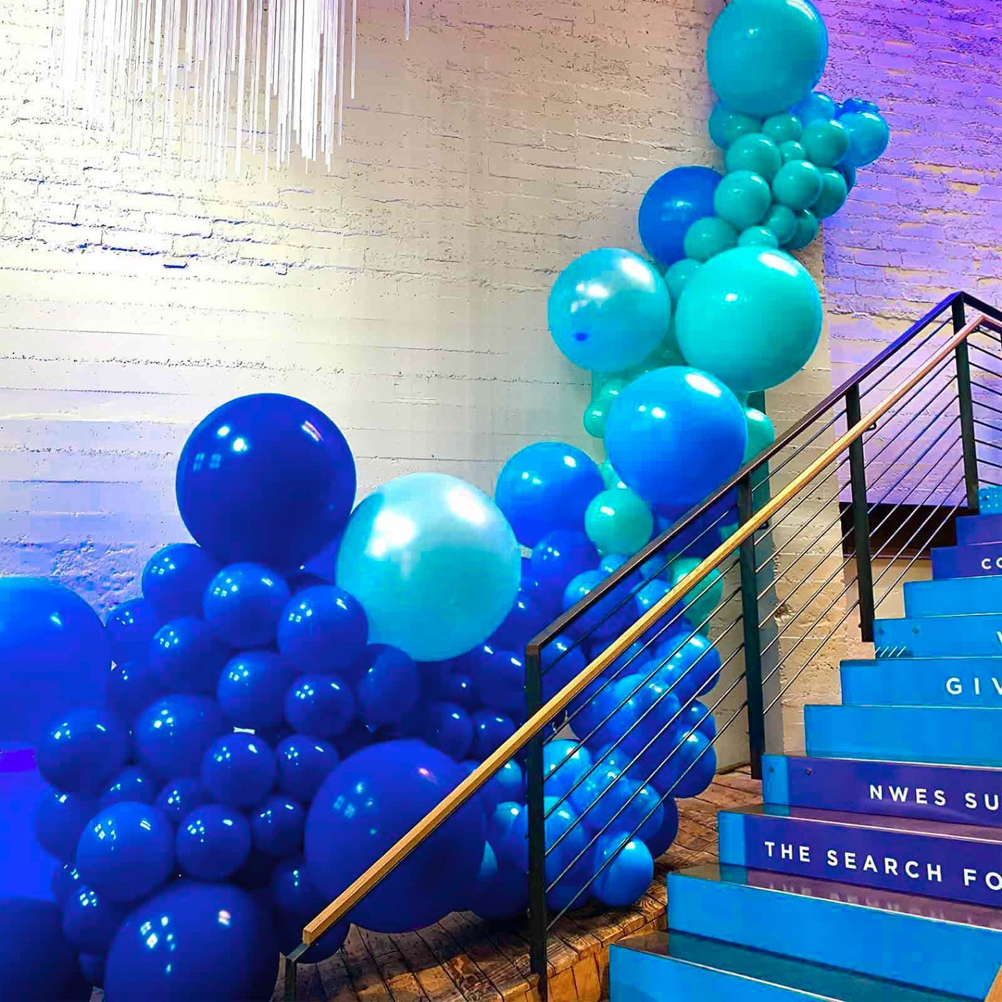 PartyWoo Royal Blue Balloons 100 pcs Different Sizes of 18 12 10 5 Inch Dark Blue Matte Balloon Arch Kit Garland for Graduation 4th of July Baby Shower Birthday Party Decorations Blue-Y59