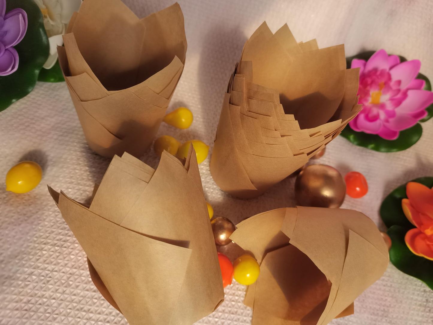 200pcs Natural Tulip Cupcake Liners for Baking, Unbleached Cupcake Liner, Greaseproof Parchment Paper Muffin Liners, Tulip Muffin Liners for Party, Christmas, Valentines