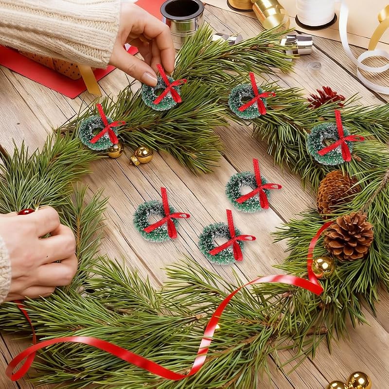 24Pcs Mini Christmas Wreaths 1 Inch Xmas Tree Artificial Miniature