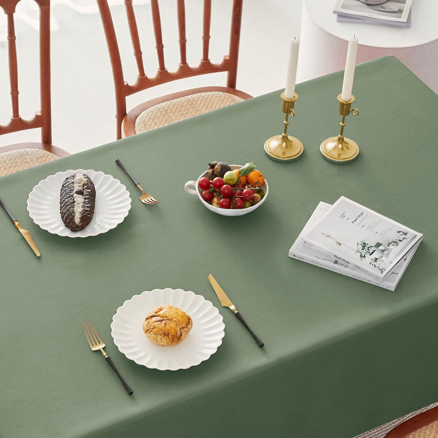 Romanstile Spring Rectangle Tablecloth - Waterproof and Wrinkle Resistant Washable Polyester Table Cloth for Kitchen Dining/Party/Wedding Indoor and Outdoor Use (52 x 70 inch, Sage Green)