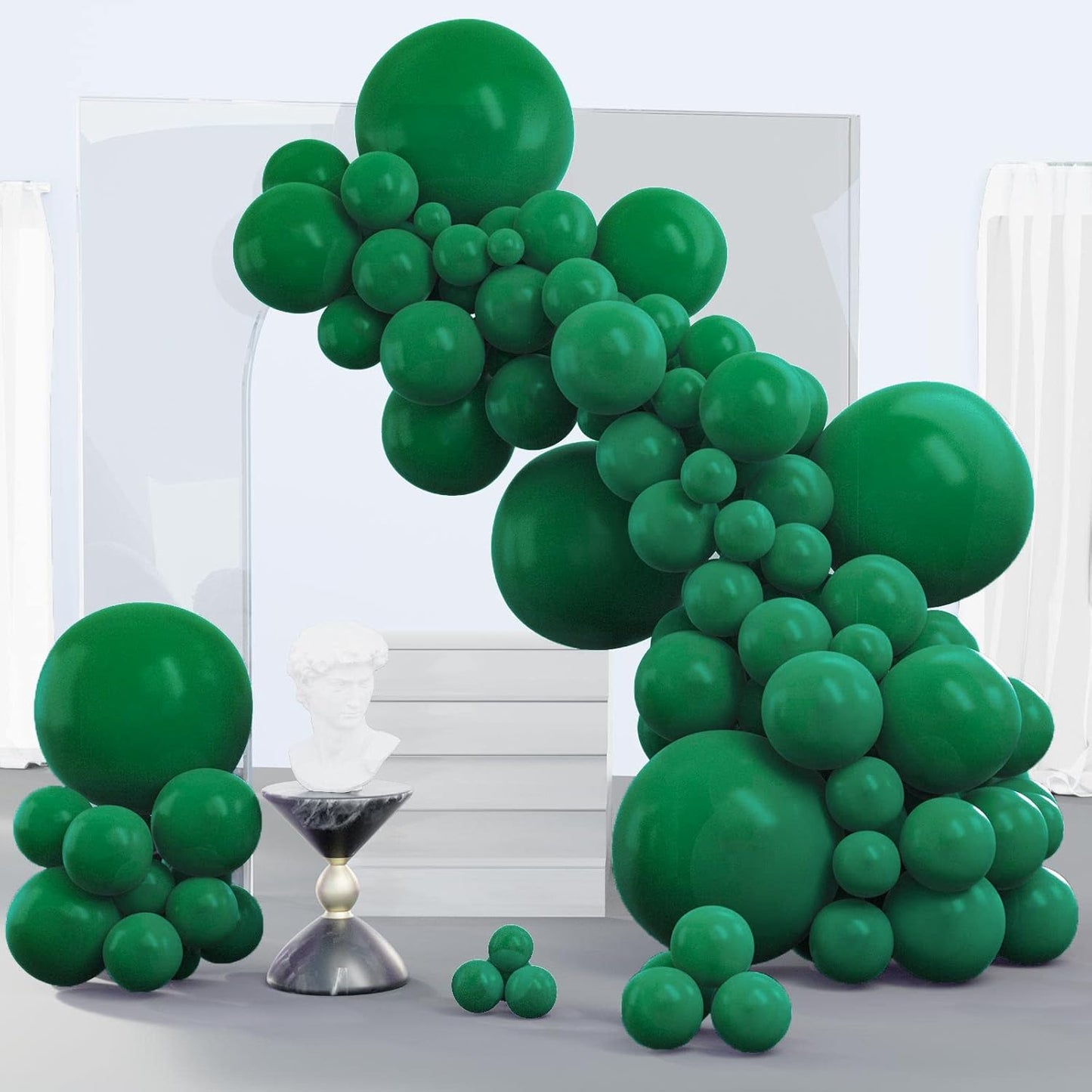 PartyWoo Hunter Green & Red Balloon Arch Kit - 140pcs in 5, 10, 12 & 18 Inch Sizes for Festive Celebrations