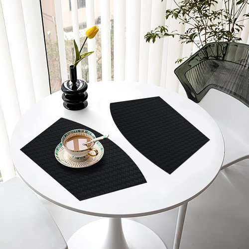 Homaxy Faux Leather Strip Woven Round Table Placemats, Set of 6 Heat Insulation Stain Resistant Non-Slip Table Mats for Kitchen Table, Washable Wipe Clean Fan Shape Wedge Place Mats, Black