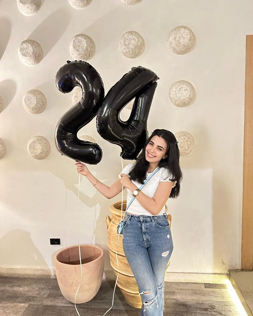 Black Number 24 Balloon 40 inch, 24 Number Balloons, 24th Black Birthday Decorations for Women Men, 24 Year Old Black Party Supplies