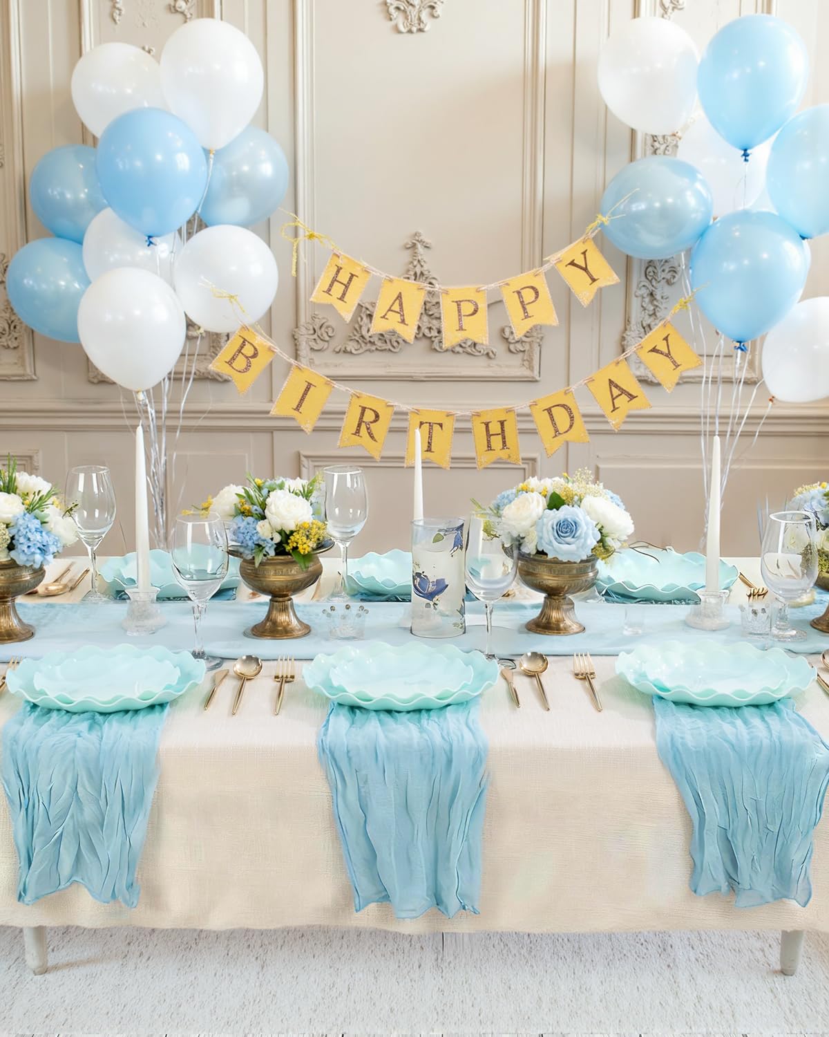 LIYH 20 Pcs 7.5 Inch Ice Blue Plastic Scalloped Plates Reusable - Unbreakable Dessert Plastic Cake Plates Dishwasher Safe Perfect for Party Birthday
