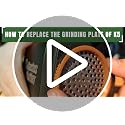 Electric Spice Grinder 5g - Rechargeable One-Hand Mill for Soft Spices