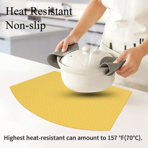 Homaxy Faux Leather Strip Woven Round Table Placemats, Set of 6 Heat Insulation Stain Resistant Non-Slip Table Mats for Kitchen Table, Washable Wipe Clean Fan Shape Wedge Place Mats, Yellow