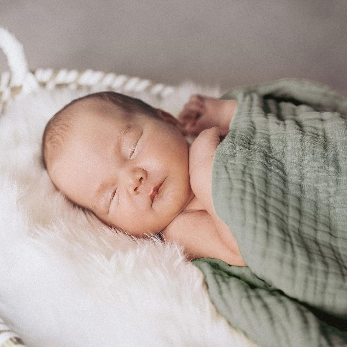 Skiennix Muslin Receiving Blankets - Neutral Swaddling Wraps for Newborns | 5 Pack, Breathable & Skin-Friendly