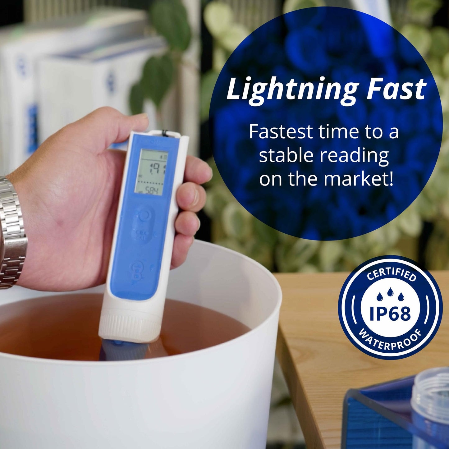 Bluelab OnePen - a 3-in-1 Temperature, EC/PPM and pH Meter, Lightning Fast Readings - Bluetooth Data Sharing & in-App Tracking - Replaceable Probe