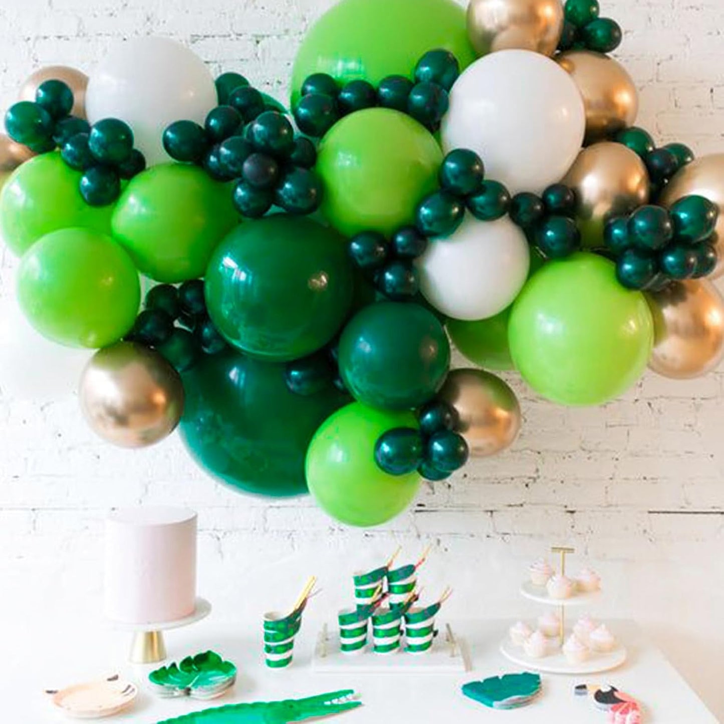 PartyWoo Dark Green Balloons - 99-Piece Emerald Balloon Arch Kit for Birthday & Graduation Decor
