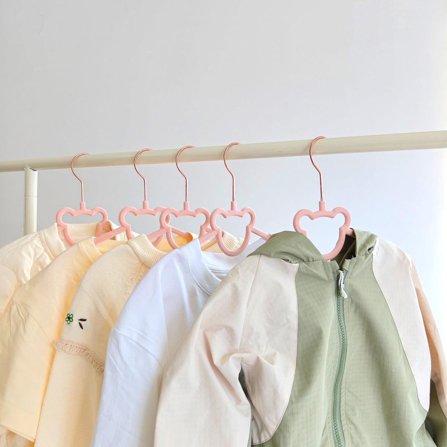 BGRQRIQ 30 Pack Pink Velvet Kids Clothes Hangers - 12.6in for Ages 4-10, with Cute Bear, Rotating Rose Gold Hook, Non-Slip, Space-Saving Slim Felt Hangers for Toddler Coats, Jackets, Dresses