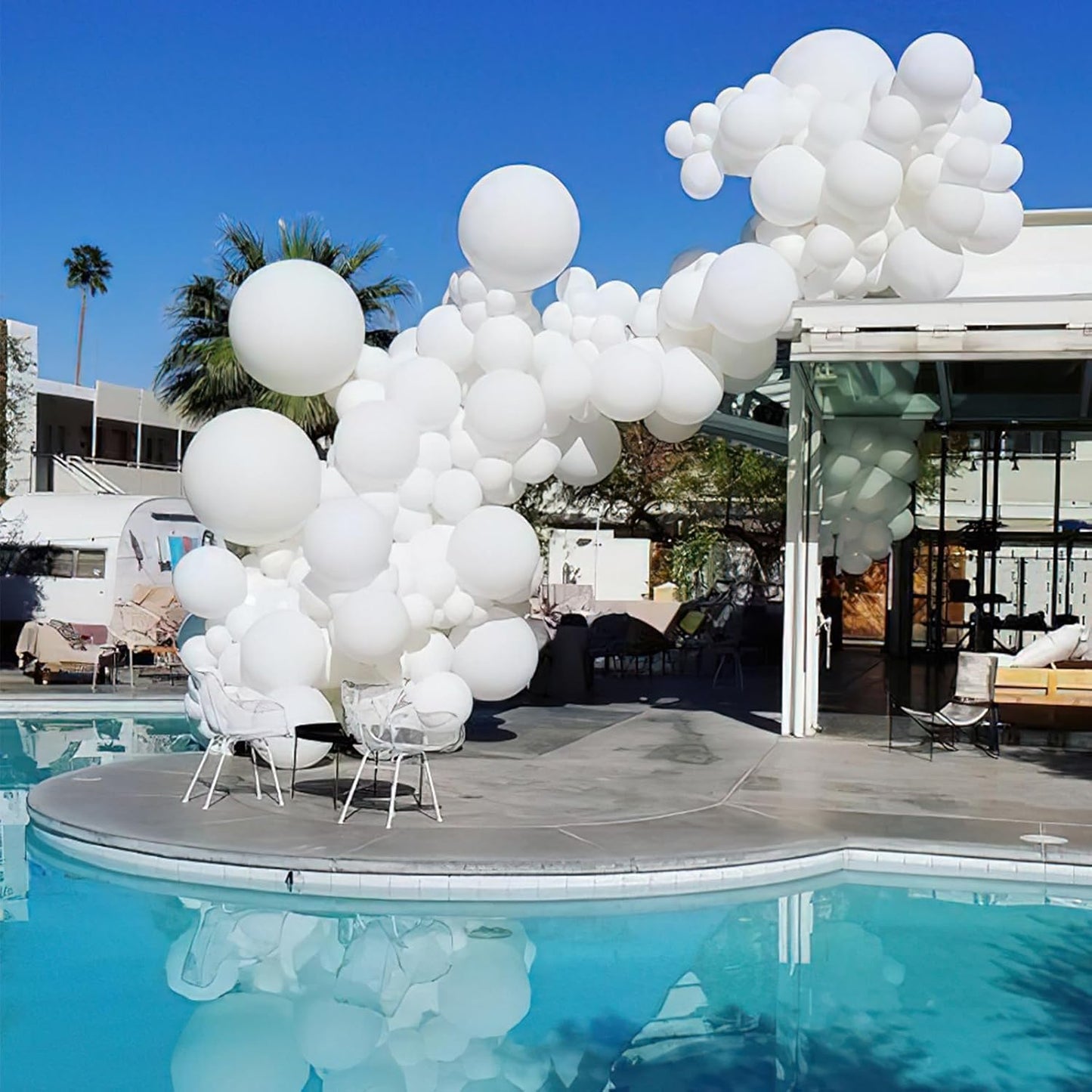 PartyWoo Metallic Gold & White Balloons - 100 Pcs for Stunning Celebrations