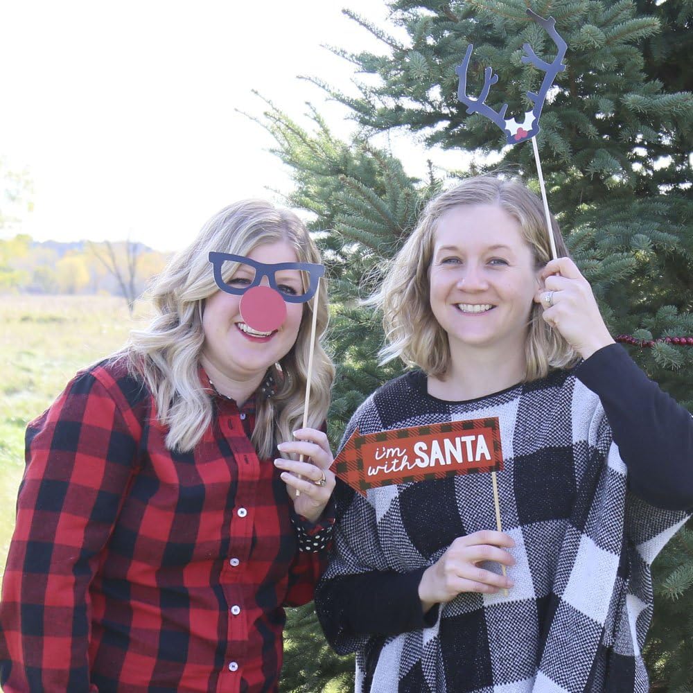 Buffalo Plaid Christmas Photo Booth Props Kit - 20 Count Holiday Decorations