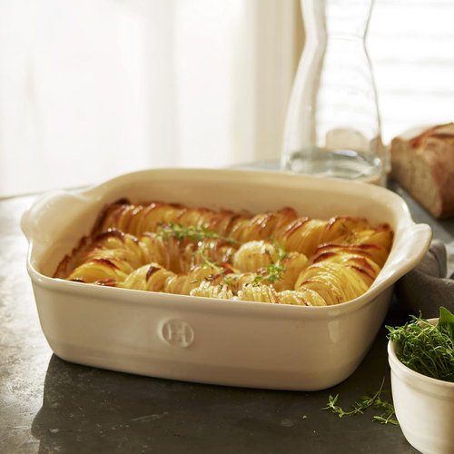 Emile Henry | Burgundy Square Baking Dish - Premium Ovenware for Perfect Baking