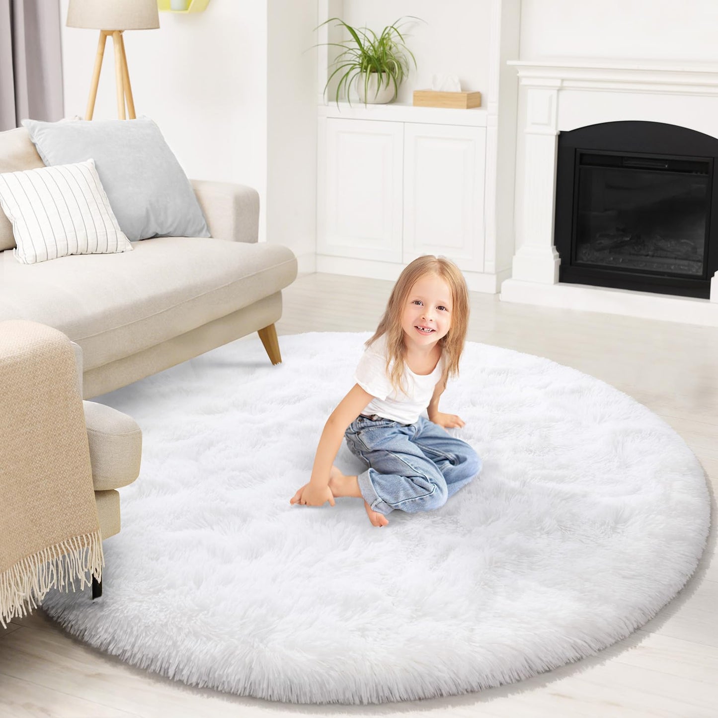 KIXINWA Round Rug for Bedroom, 4x4 Fluffy Soft Circle Area Rugs for Kids Girls Nursery Room, Washable Plush Shaggy Indoor Floor Bedside Living Room Circular Carpet, Home Decor Aesthetic, White