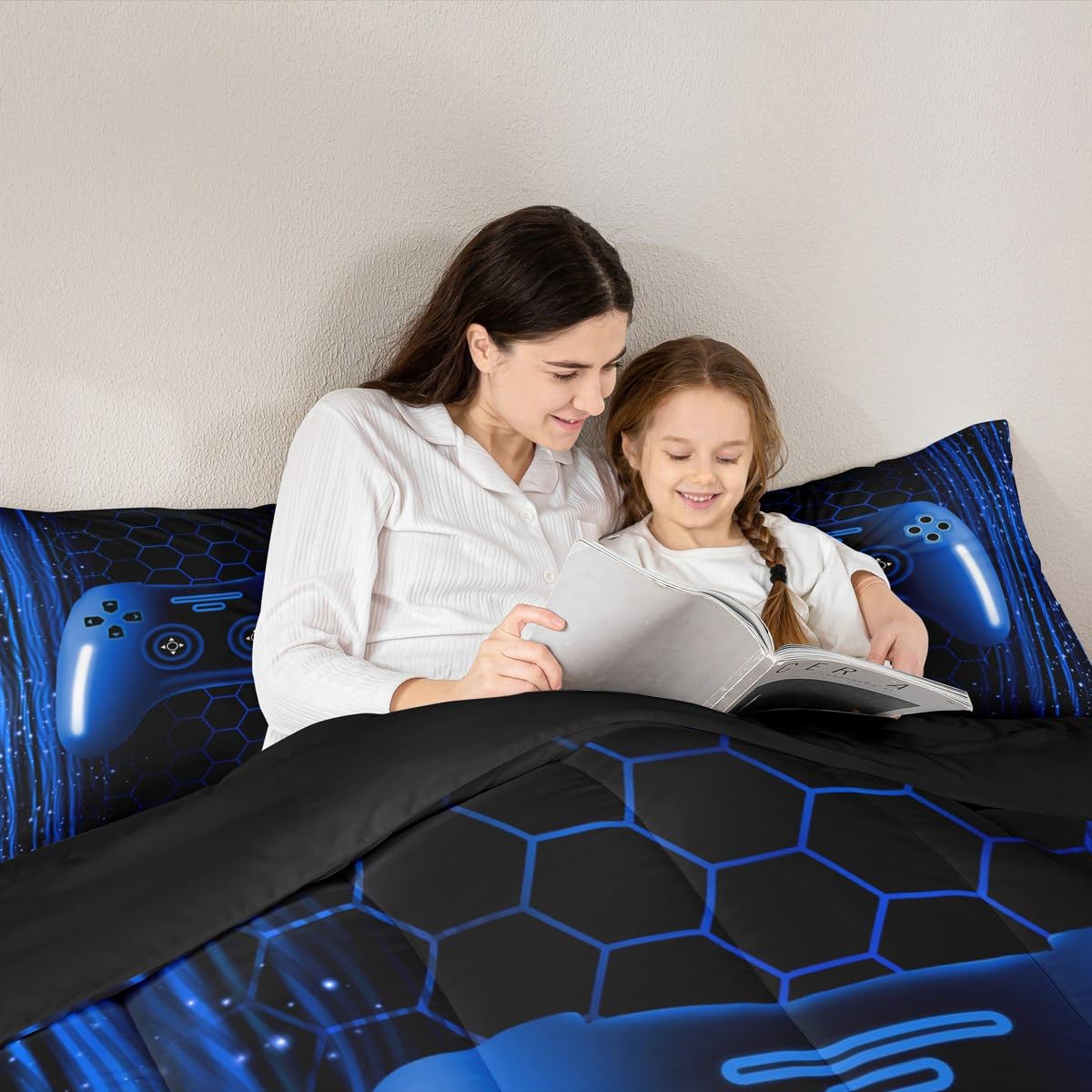 Erosebridal Kids Gamer Full Comforter Set for Boys Bedroom Neon Lights Dark Blue Gaming Bedding Set for Kids Teens Game Console Quilt Striped Honeycomb Hexagon Comforter Geometric Duvet Insert