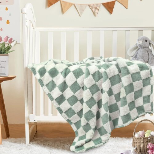 HOMRITAR Checkered Baby Blanket - Soft Sage Green Fluffy 3D Chessboard Design | Reversible 30 x 40 Inch for Infants