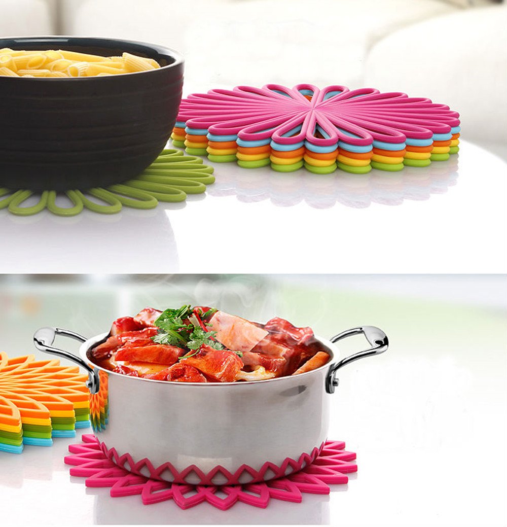 ME.FAN Silicone Trivet Mat - Kitchen Hot Pads for Pots & Dish - Insulated Teapot Trivet - Flexible, Durable, Non-Slip Large Coasters 3 Set Yellow