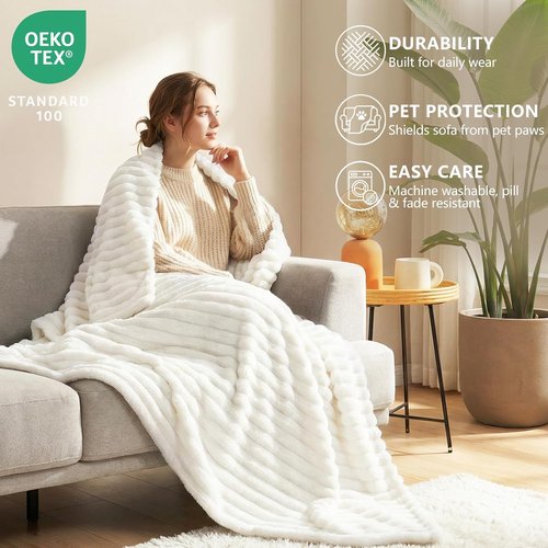 HIMEET Off White Ribbed Queen Size Blanket - 300GSM Lightweight Fleece for Cozy Home Decor | 90x90 Inches
