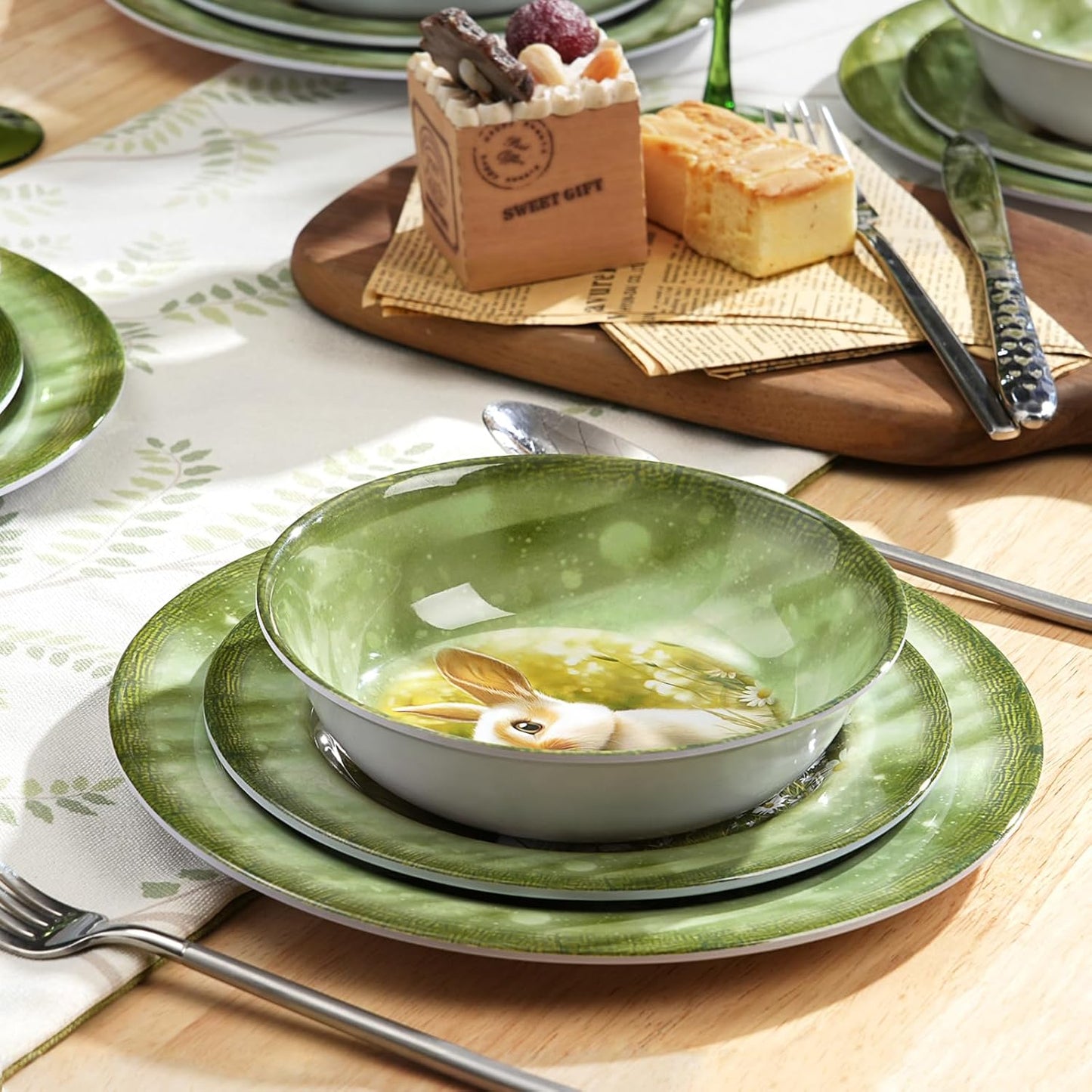 Skiennix 12-Piece Melamine Dinnerware Set - Lightweight Green Plates & Bowls for 4 | Shatterproof & Durable for Outdoor Use