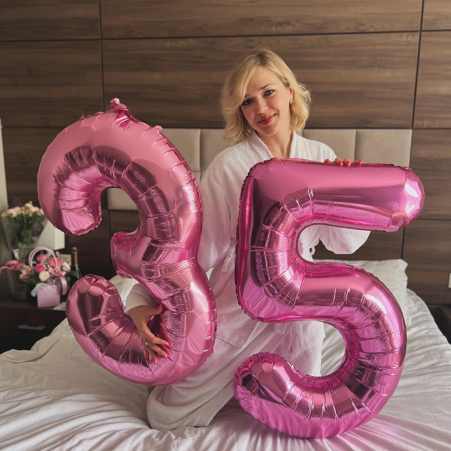 Pink Number Balloon by [Brand Name] - 40 Inch 0 Number Balloons for Birthday Party Decorations