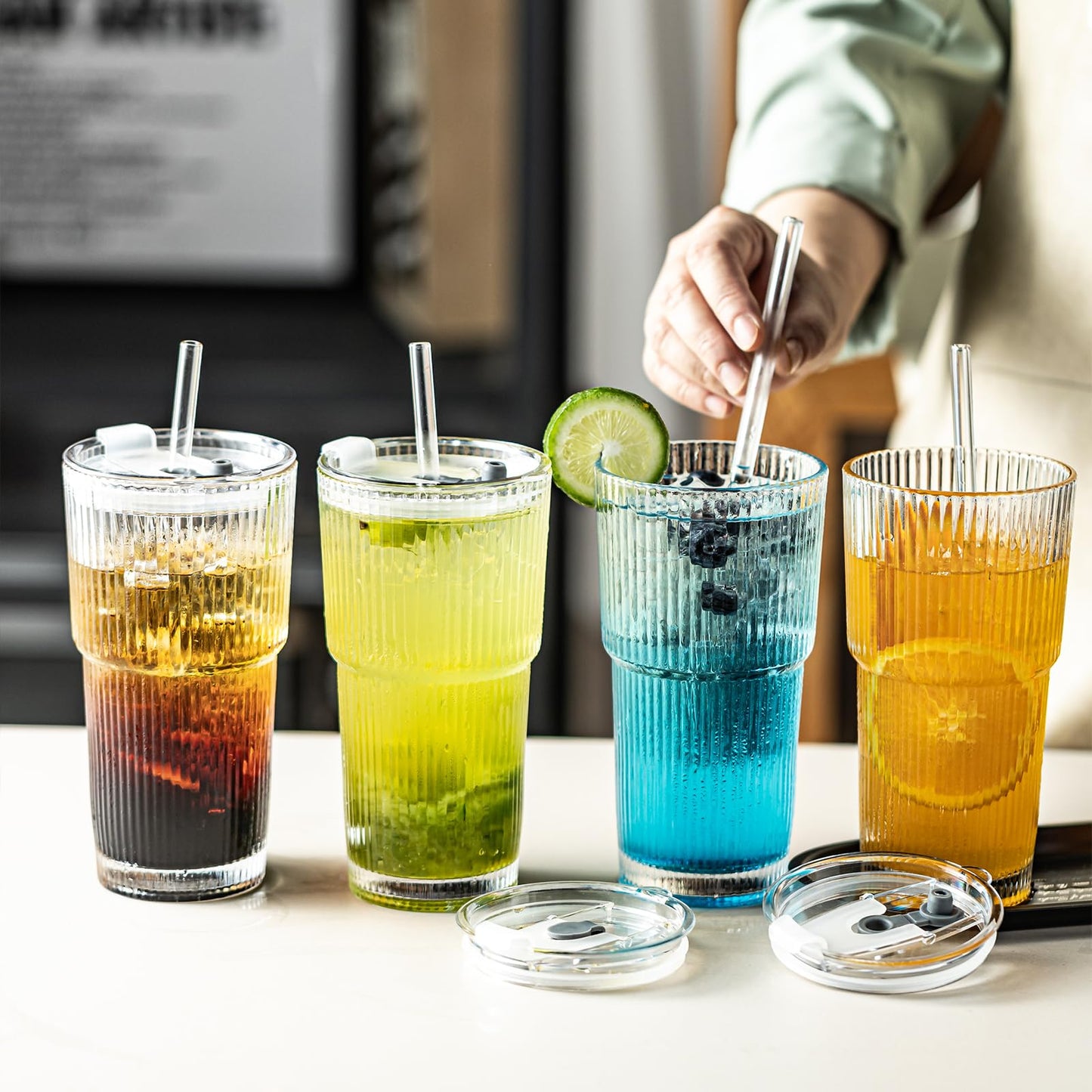 wangsdjy 20oz Ribbed Drinking Glasses with Lids and Glass Straws-Thickened Glass cup -Vintage glass straw cups- Ideal for Iced Coffees, Cocktails, Juices, Family Use and Parties (4)