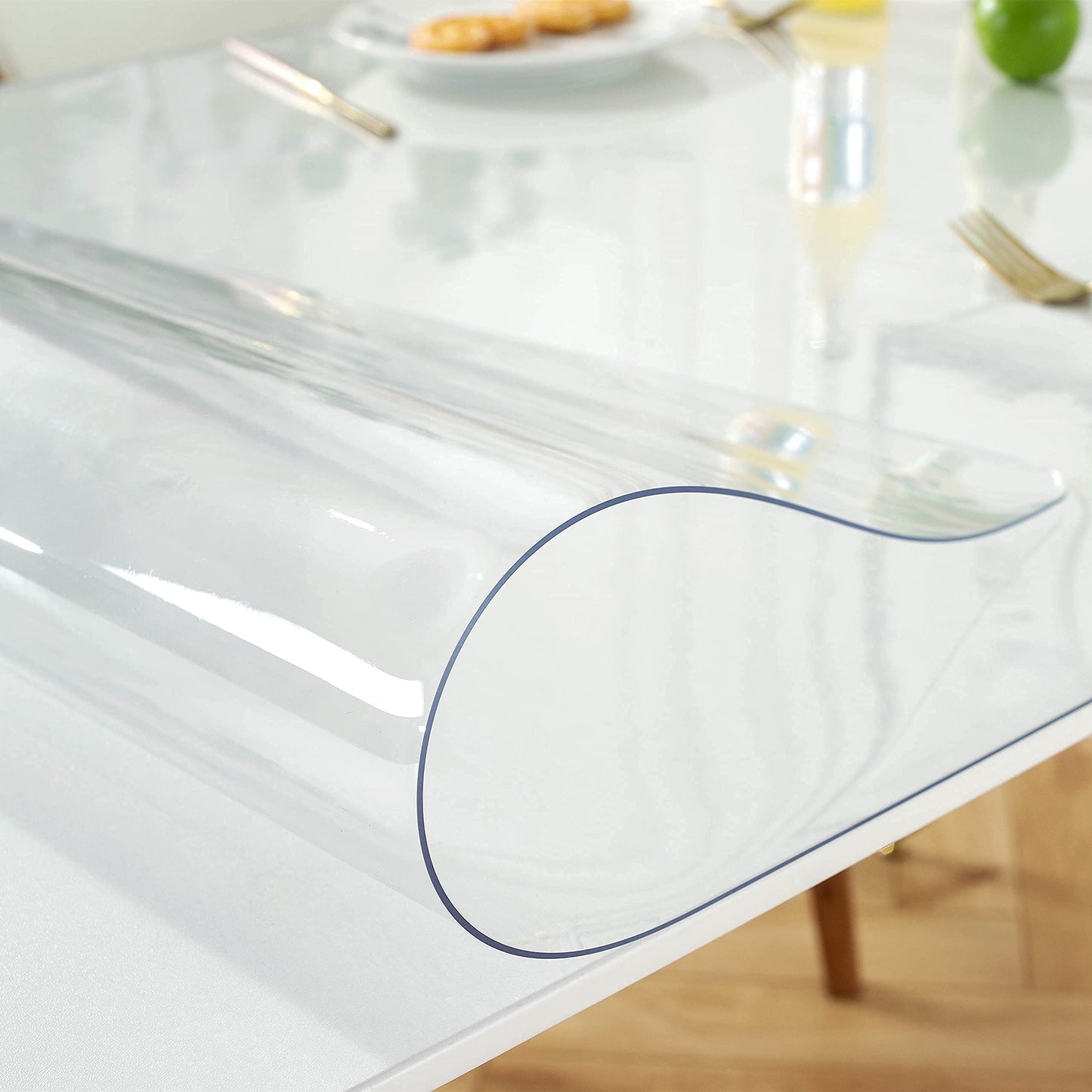 LovePads Clear Table Cover Protector 44 x 60 Inch, 1.5mm Thick Plastic Table Cover, Table Protector for Dining Room Table, Waterproof Vinyl Tablecloth Table Pad Mat for Kitchen, Dresser, Writing Desk