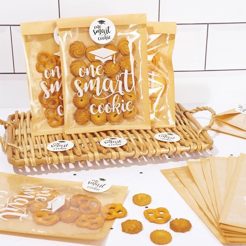 FYSUIMU Bakery Bags - 100 Pcs Graduation Kraft Paper Treat Bags with Window & Stickers | Perfect for School Parties