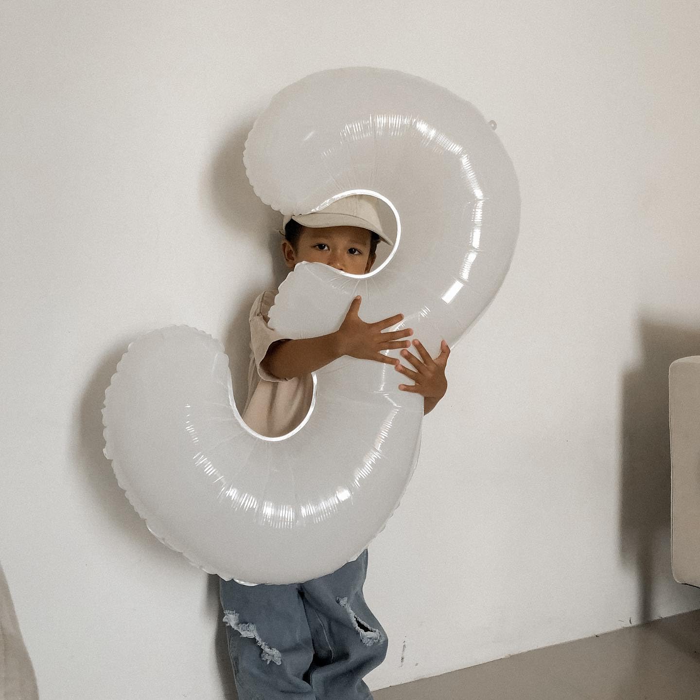 White 3 Balloon, Translucent Number Balloons 40 Inch, 3rd Birthday Decorations for Kids Girls Boys, Men Women White Party Supplies for Party Decorations, Number 3 Balloon
