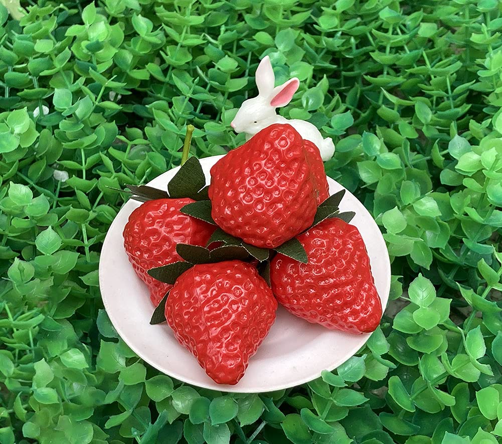 Aliotech 18PCS Plastic Artificial Red Strawberries Fake Lifelike Simulation Realistic Strawberry Artificial Fruits Decoration Photography Prop for Home Kitchen Decoration