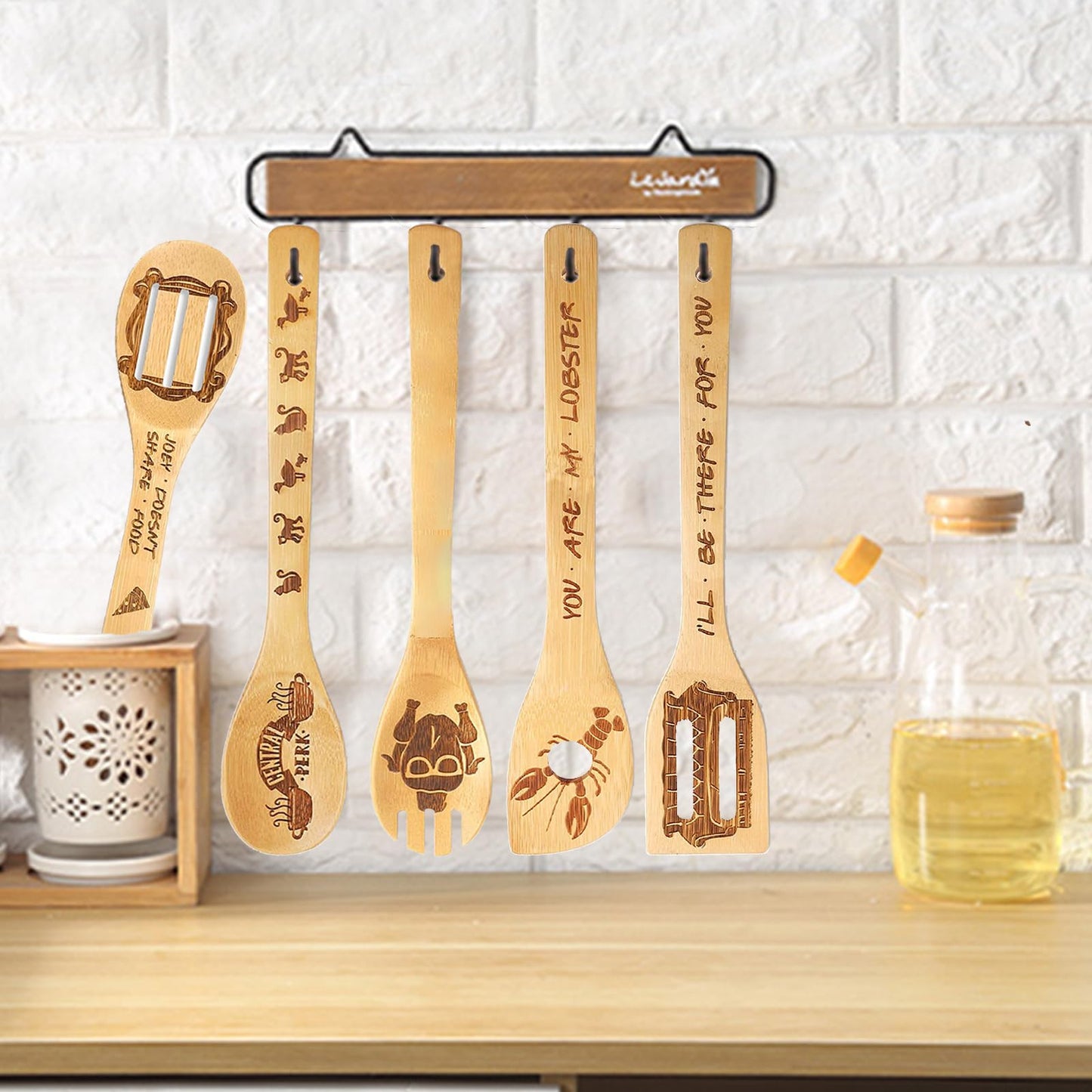 Friends Merchandise - Wooden Cooking Spoons Set 5, Novelty Decor, Unique Girl's Gifts, Housewarming Present