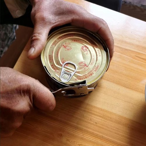 HLCM Bottle Opener - Manual Can Opener - Versatile 4-In-1 Can Opener for Kitchen Restaurants and Camping Trips (2)