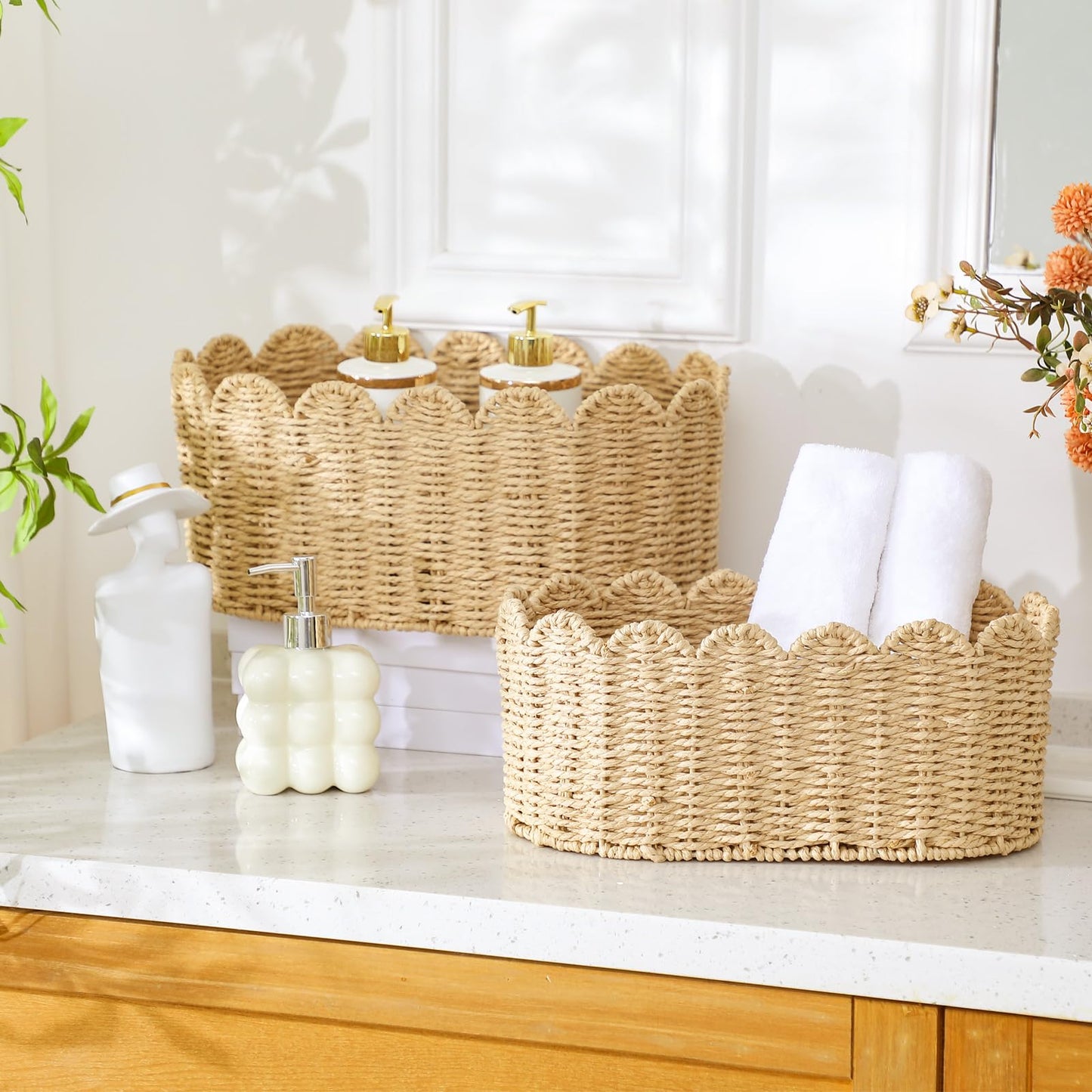 Kritkin 2 Pcs Scalloped Basket Set Hand-woven Baskets with Scalloped Design, 16 x 10 x 7 Inch & 14 x 8 x 6 Inch for Living Room Bedroom Laundry Nursey Storage