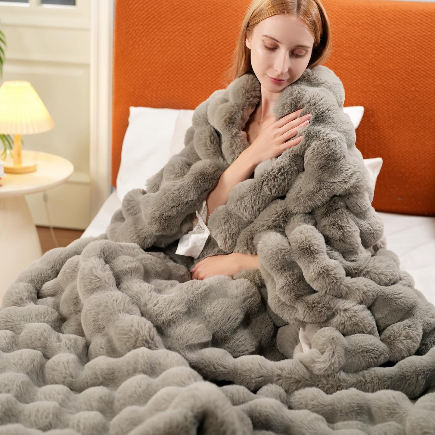Super Comfort Oversized Warm Thick Bubble Luxury Plush Rabbit Faux Fur Throw Blanket, Fluffy Blanket,Soft Cozy Blanket for Couch Chair Bed Sofa Living Room,Grey 60'' x 80''