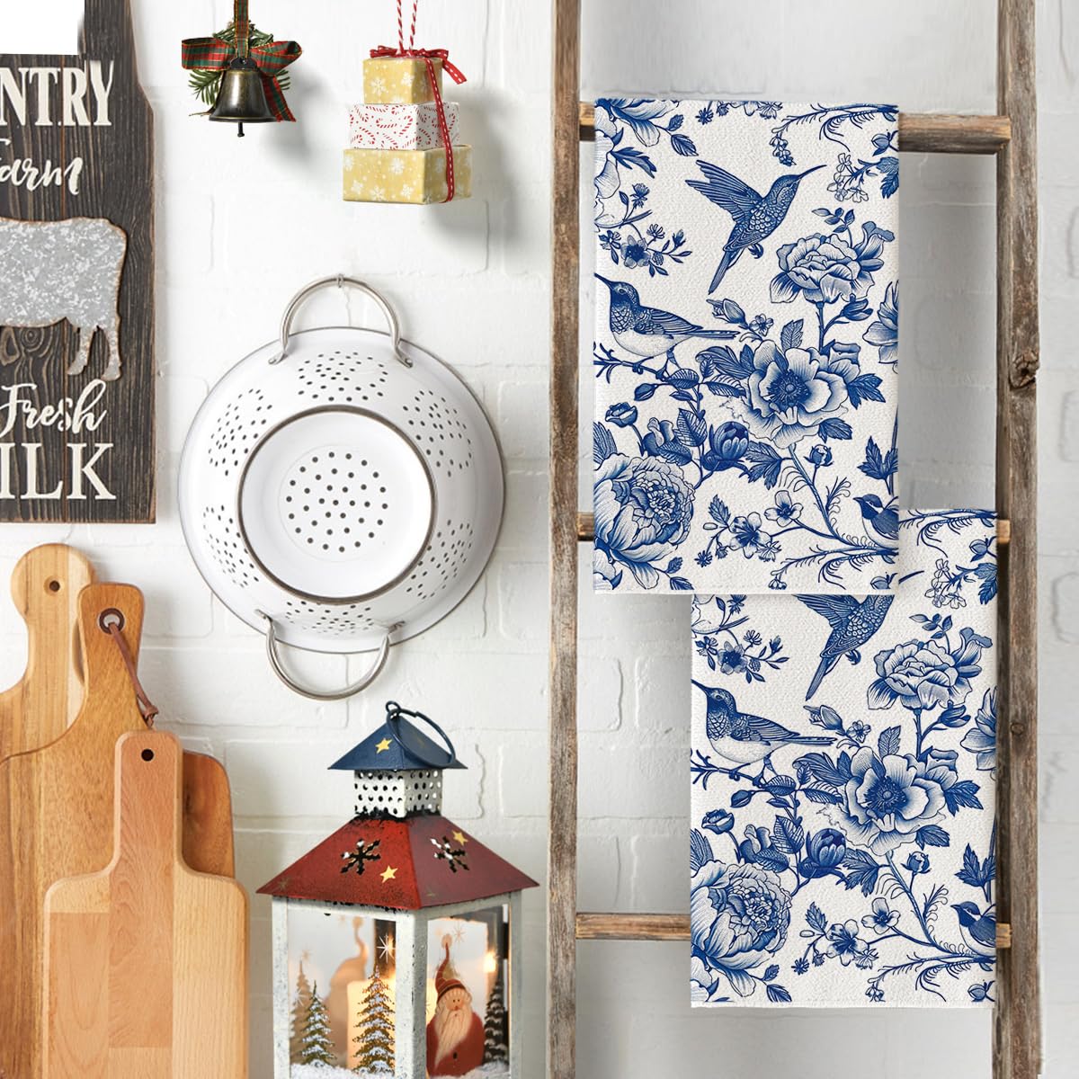 Artoid Mode Blue Hummingbird Flowers Kitchen Towels Dish Towels, 18x26 Inch Farmhouse Royal Blue Porcelain Decoration Hand Towels Set of 2