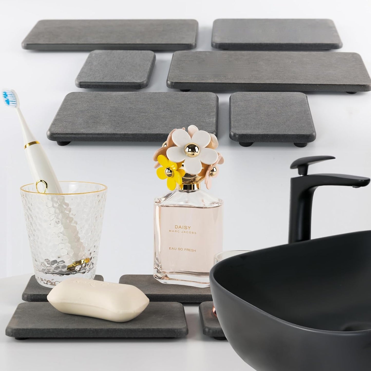 NiuYichee Diatomaceous Earth Coasters - Set of 4 Water Absorbent Kitchen & Bathroom Trays
