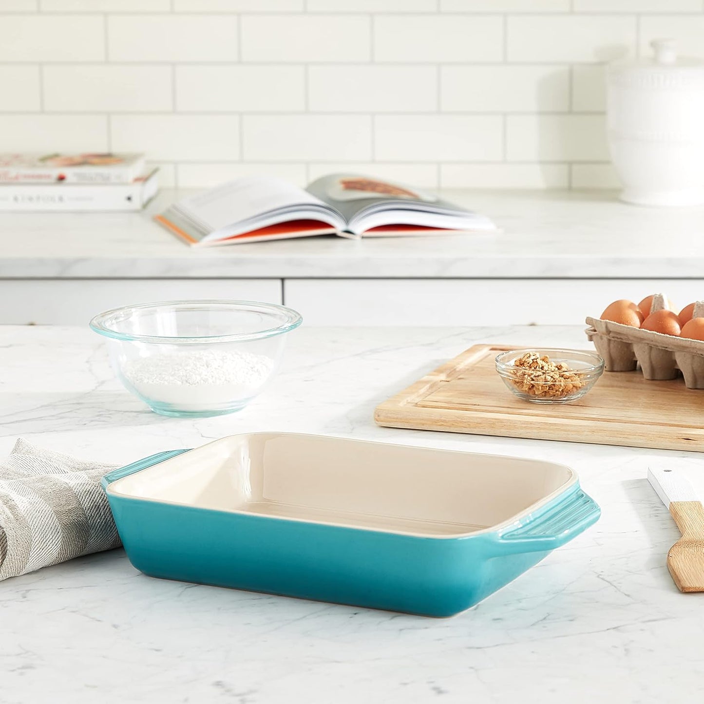 Le Creuset Stoneware Rectangular Dish - 1.8 Qt. (10.5" x 7") in Vibrant Caribbean Color