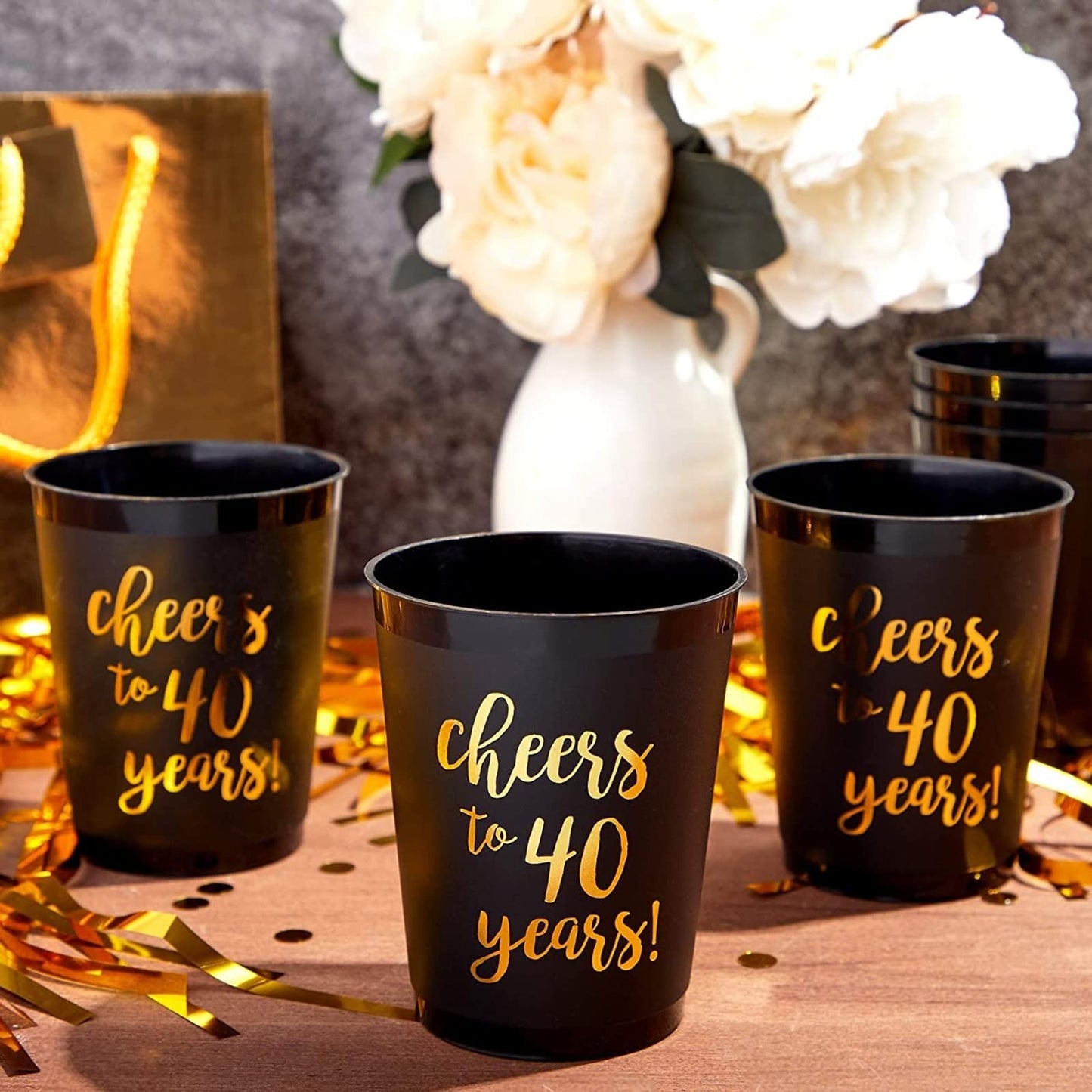 Sparkle and Bash 16 Pack Cheers to 40 Years Plastic Party Cups - 40th Birthday Decorations for Men and Women, Anniversaries (Black Plastic Cups, 16 Oz)