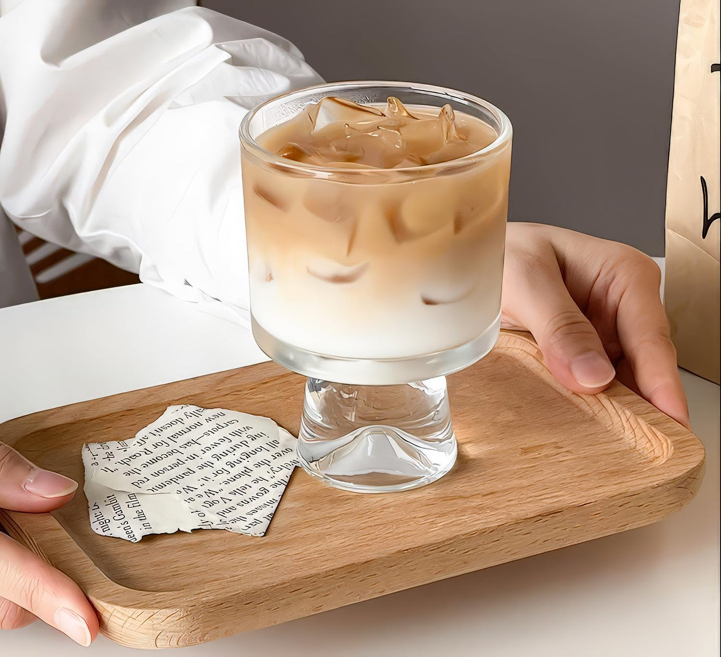 MQMCPDS 8 oz Glass Dessert Cups (Set of 6) Exquisite dessert cups for pudding, sundae, ice cream, cake, fruits, salads and cocktails - Perfect for use as trifle bowls (clear color)