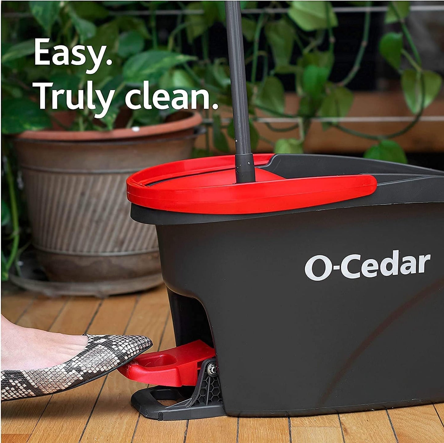 O-Cedar Easywring Microfiber Spin Mop & Bucket Floor Cleaning System with 4 Extra Refills
