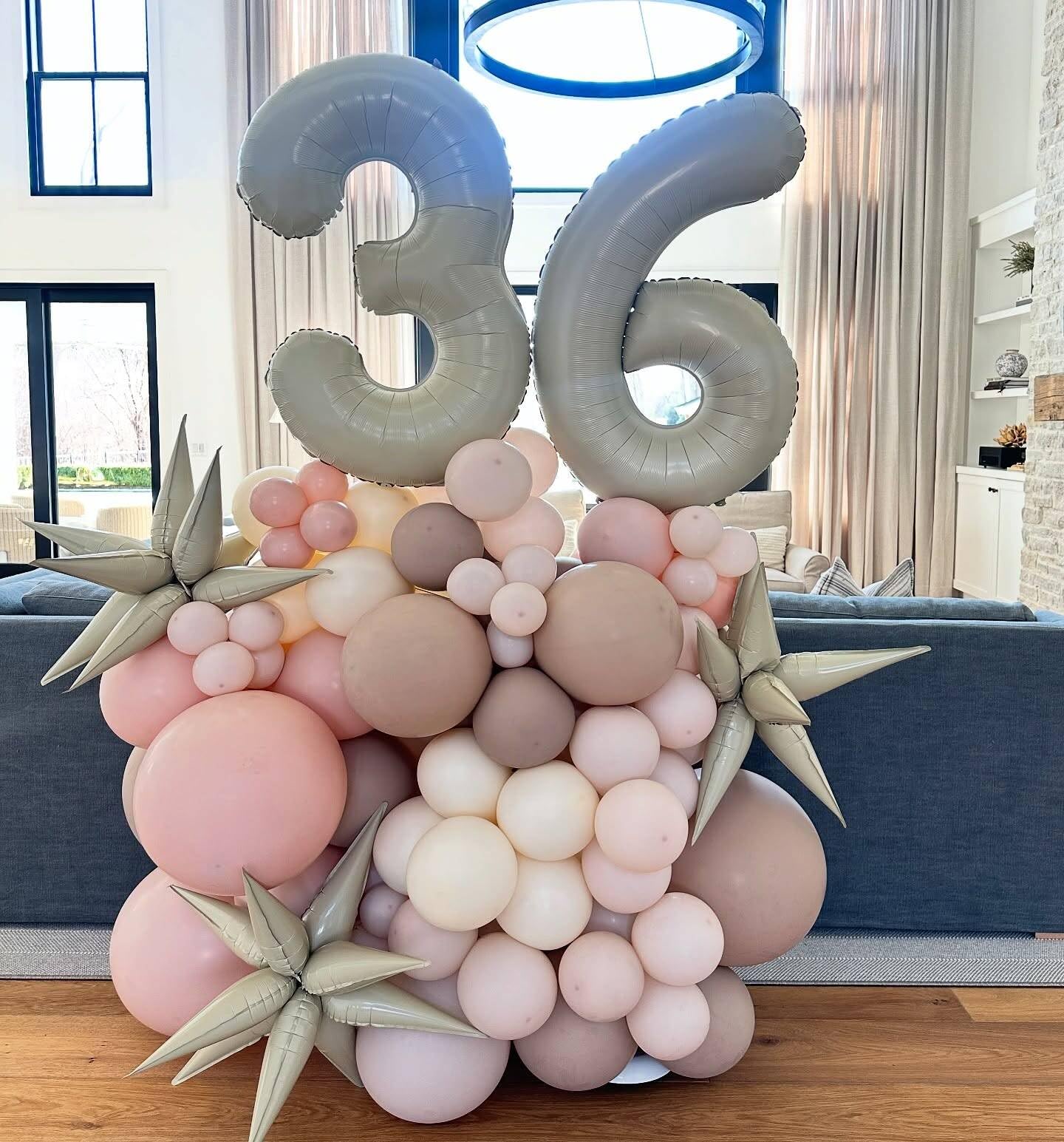 Cream Number 5 Balloon 40 Inch, 5th Birthday Party Decorations for Children, Giant 5 Foil Balloon for Party Supplies