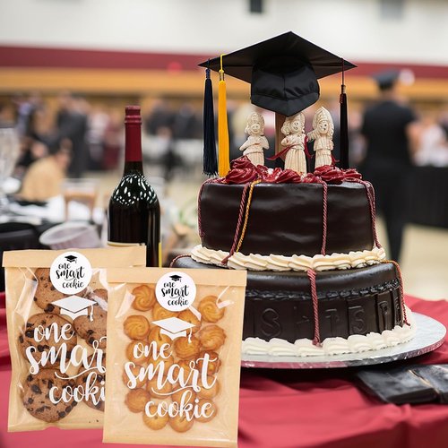 FYSUIMU Bakery Bags - 100 Pcs Graduation Kraft Paper Treat Bags with Window & Stickers | Perfect for School Parties