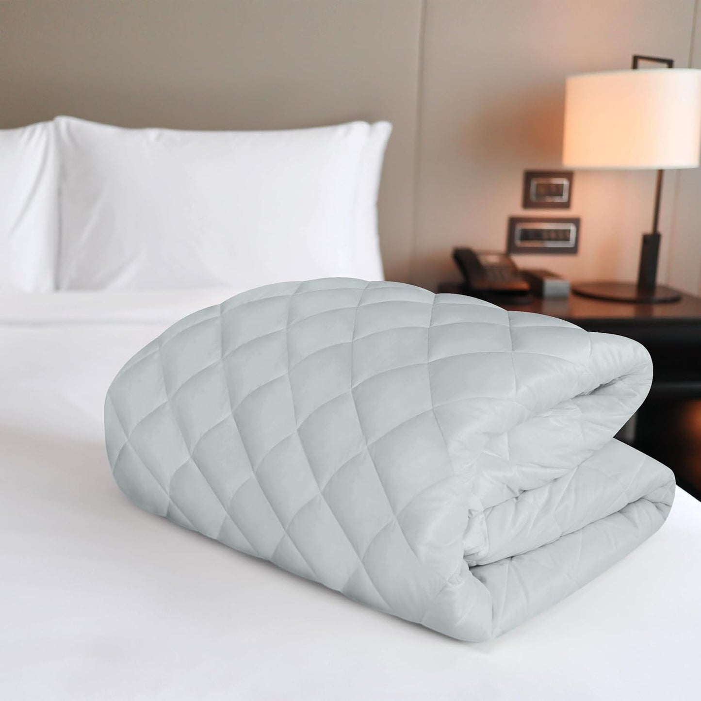 Utopia Bedding Quilted Fitted Mattress Pad - Twin Size | Deep Pocket Protector, Machine Washable (Light Grey)