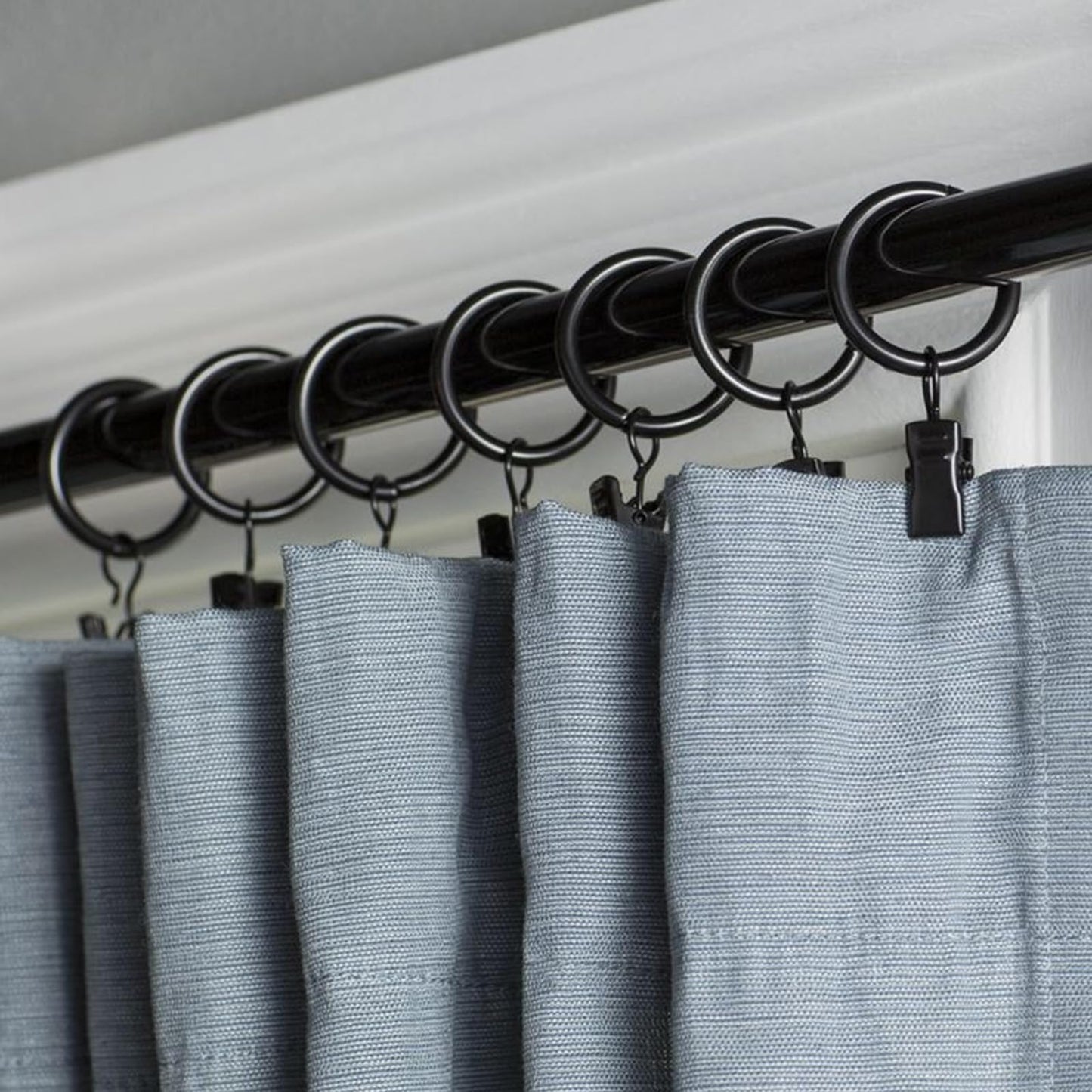 200 Pcs Stainless Steel Curtain Clips, Heavy-Duty Small Curtain Hooks Hangers for Hanging Outdoor String Lights, Art Craft Display, and Home Decoration