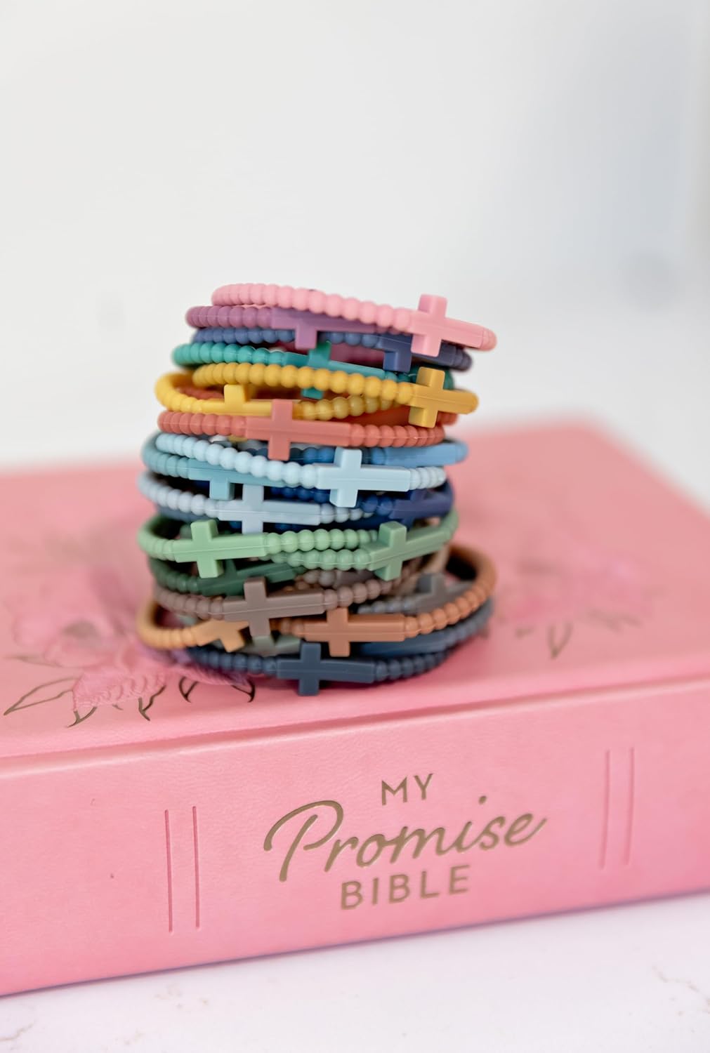 Ryan & Rose Jesus Bracelet - Stylish Cross Silicone Wristband for All Ages